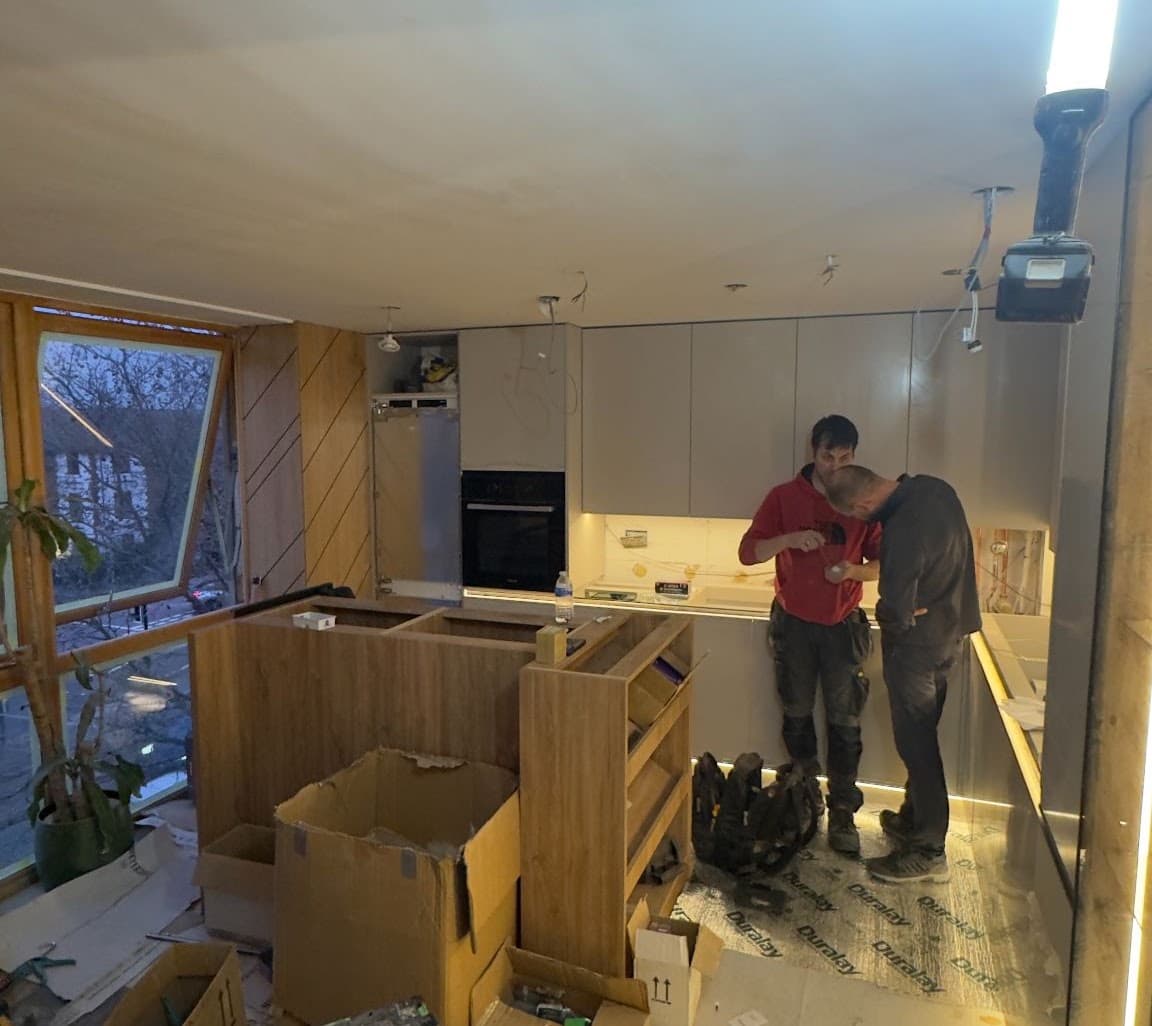 Richmond apartment kitchen